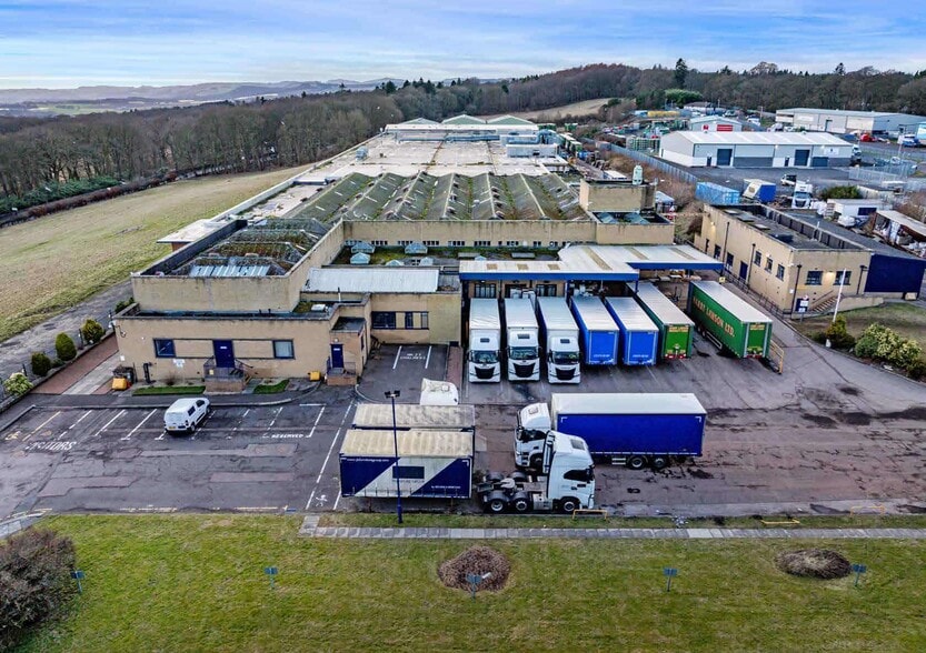 27 Harrison Rd, Dundee to rent - Building Photo - Image 2 of 3