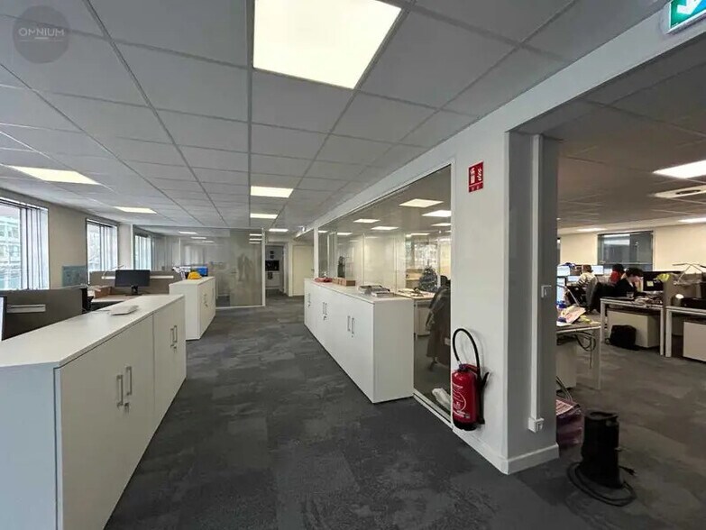 Office in Lyon to rent - Interior Photo - Image 3 of 7