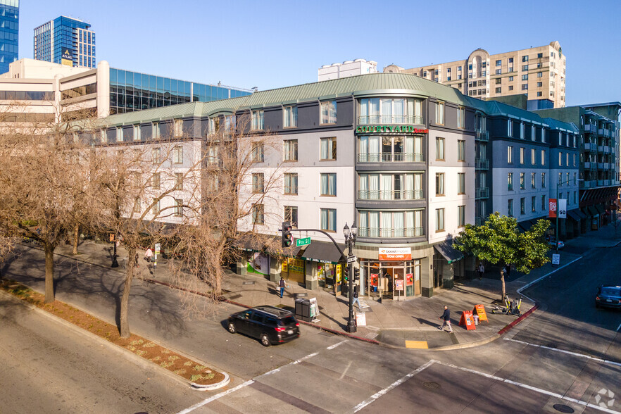 988 Broadway, Oakland, CA for rent - Primary Photo - Image 1 of 8