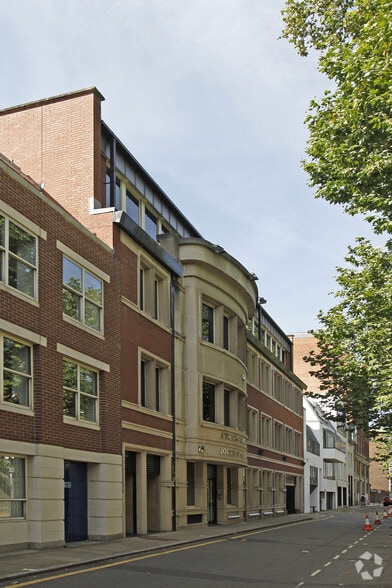 15 Jockeys Fields, London to rent - Primary Photo - Image 1 of 4