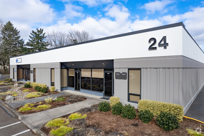 More details for 8362-8380 SW Nimbus Ave, Beaverton, OR - Office, Light Industrial for Rent