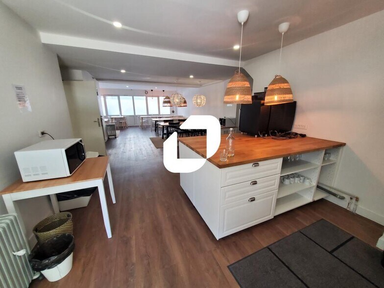 Office in Ivry-sur-Seine to rent - Building Photo - Image 3 of 22