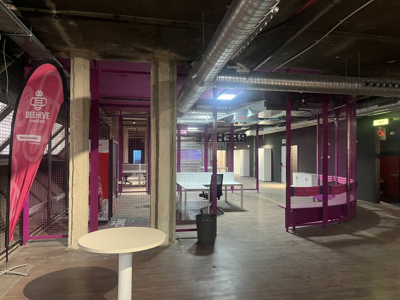 Office / Retail in Madrid, Madrid to rent Interior Photo- Image 1 of 3