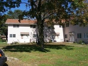 150 S Lakeside Dr, North East, PA for sale Primary Photo- Image 1 of 1