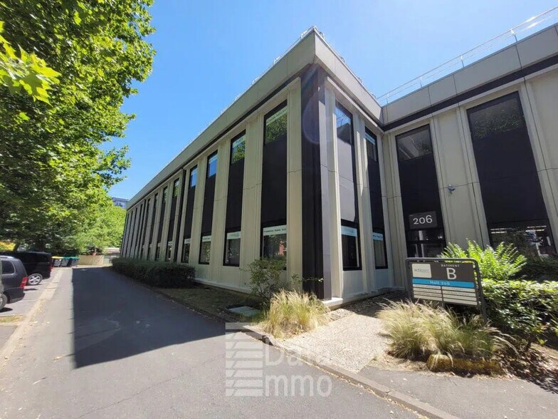Office in Lognes to rent - Building Photo - Image 2 of 5