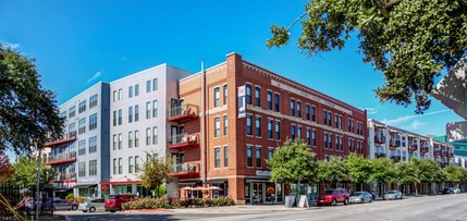 1611 W 5th St, Austin, TX for rent Building Photo- Image 1 of 12