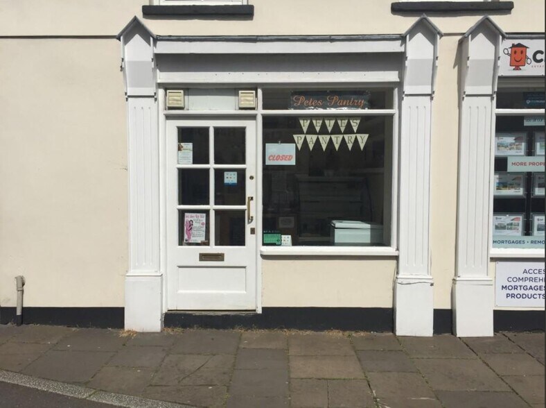 The Square, Caldicot for sale - Building Photo - Image 1 of 1