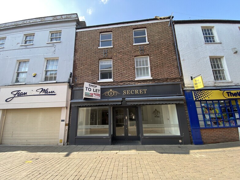 4 Norfolk St, Kings Lynn to rent - Building Photo - Image 1 of 1