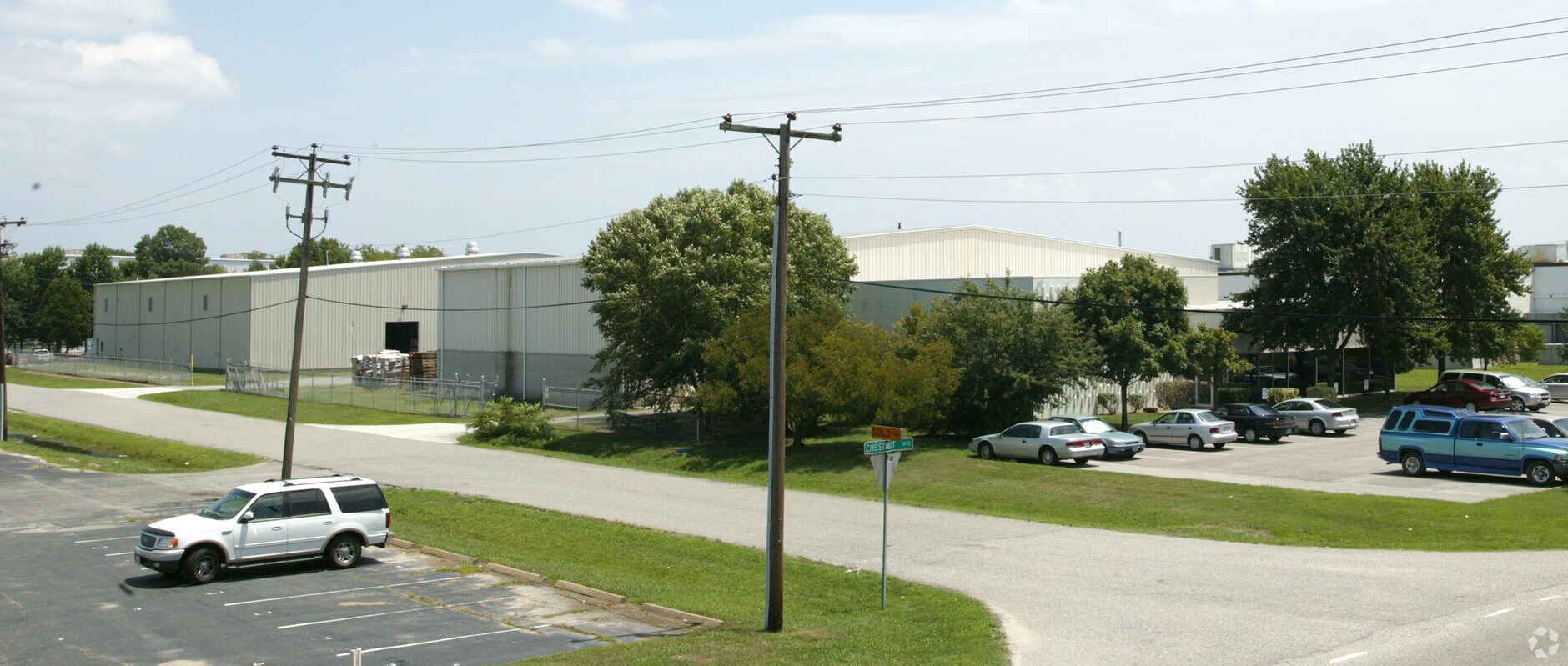 5100 Chestnut Ave, Newport News, VA 23605 UK