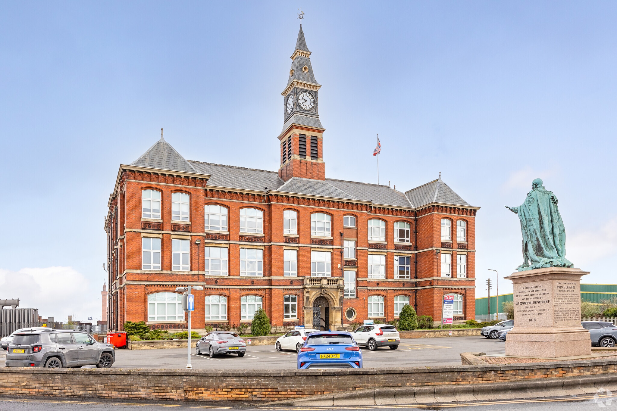 Cleethorpe Rd, Grimsby to rent Building Photo- Image 1 of 4