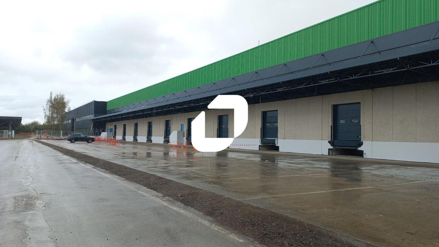 Industrial in Combs-la-Ville to rent Building Photo- Image 1 of 10