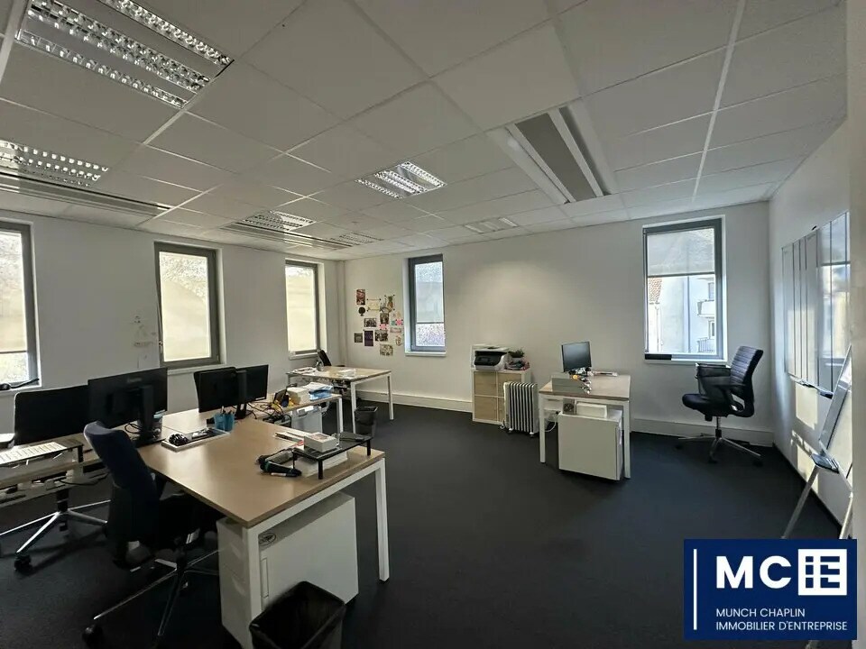 Location Bureaux 290 m² à 879 m² - Photo 1