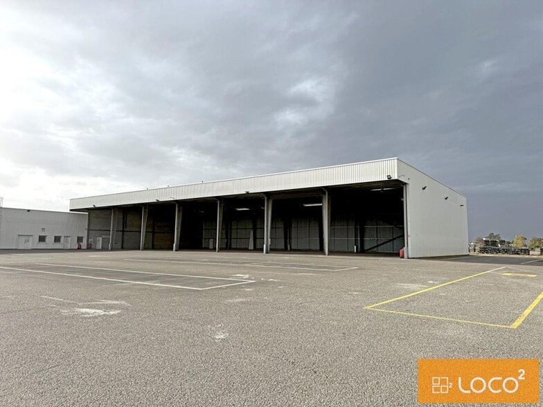 2 Rue André Marie Ampère, Plaisance-du-Touch to rent - Building Photo - Image 3 of 8