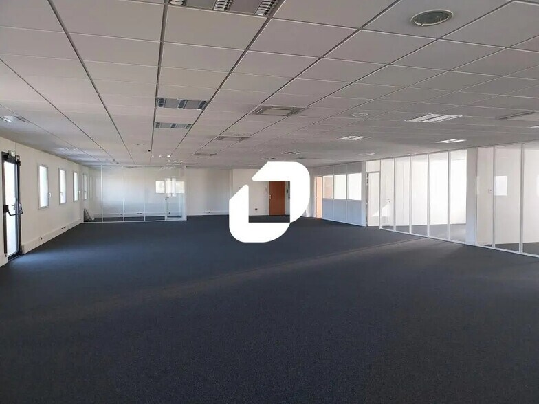 Office in Saint-Herblain to rent - Interior Photo - Image 2 of 16