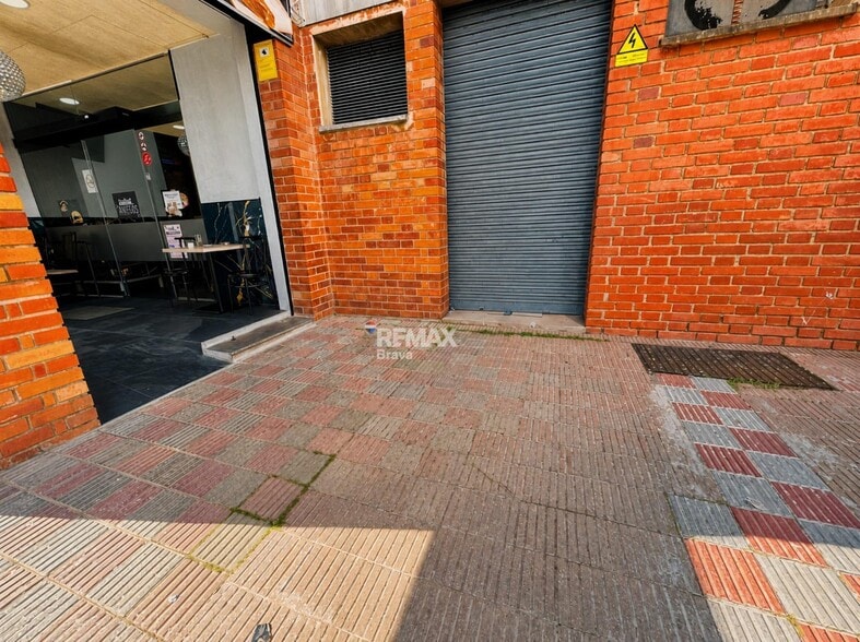 Build-to-Rent in Girona, Gerona for sale - Building Photo - Image 2 of 10