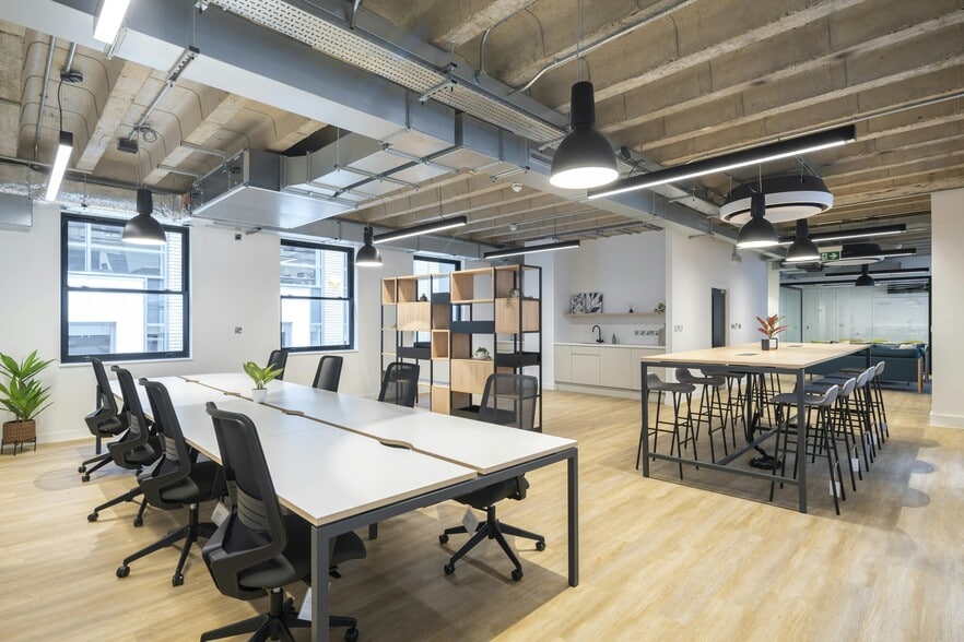 1-3 Red Lion Ct, London to rent - Building Photo - Image 1 of 32