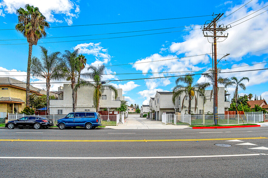 3702-3708 Merced Ave, Baldwin Park, CA for sale - Building Photo - Image 1 of 1