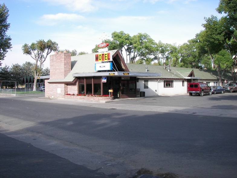 400 W First St, Winnemucca, NV for sale - Building Photo - Image 1 of 1