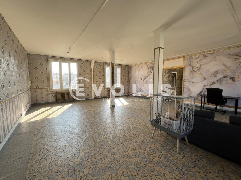 Office in Champigny-sur-Marne to rent - Building Photo - Image 3 of 11
