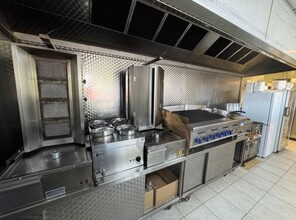 133 Luton Rd, Dunstable to rent Interior Photo- Image 2 of 2