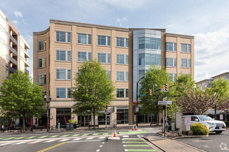 1776 Wilson Blvd, Arlington, VA for rent - Primary Photo - Image 1 of 14