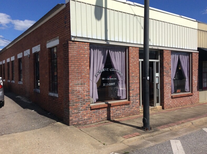 119 S Forest Ave, Luverne, AL 36049 Luverne Cleaners UK