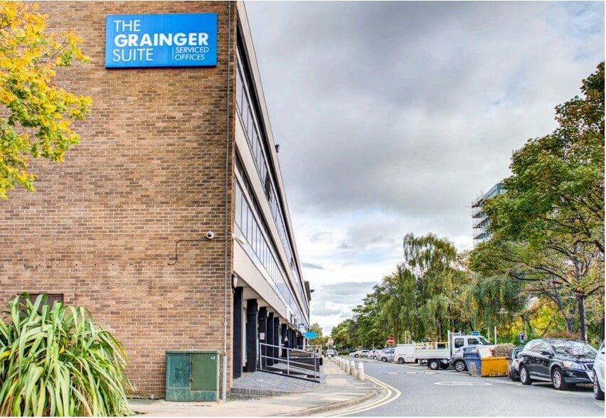 Dobson House, Regent Centre, Newcastle Upon Tyne to rent - Building Photo - Image 2 of 2
