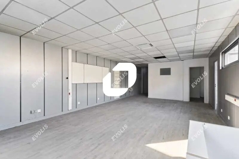 Office in Gentilly to rent - Interior Photo - Image 2 of 9