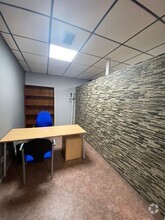 Coworking Space in Azuqueca de Henares, GUA for rent Interior Photo- Image 1 of 1