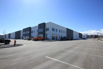 6303 W Dannon Way, West Jordan, UT to rent Interior Photo- Image 1 of 12