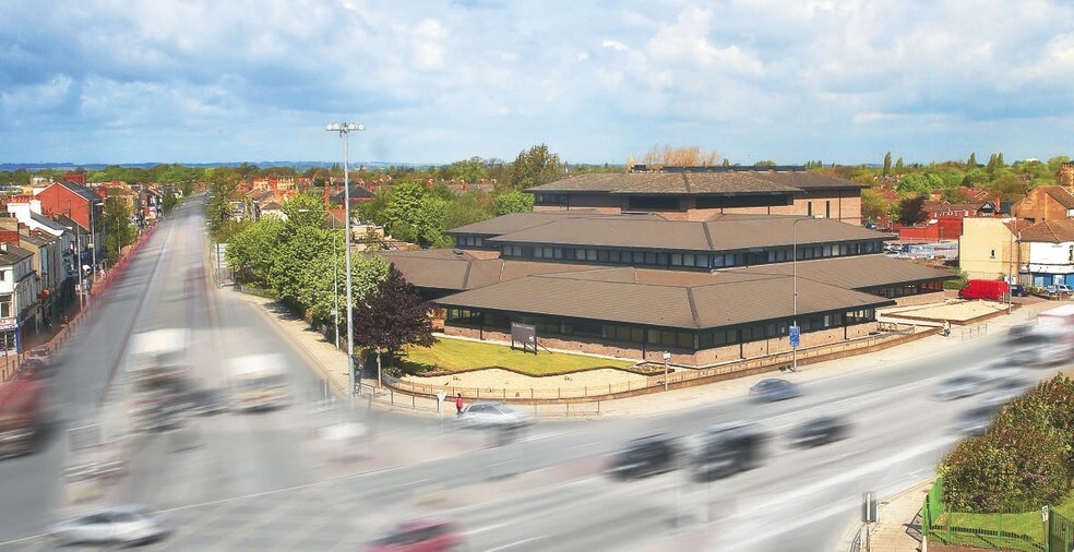 Beverley Rd, Hull, HU3 1XS Blundells Corner UK