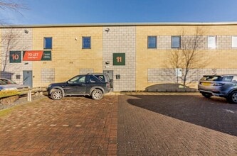 Ross Rd, Stockton On Tees to rent Building Photo- Image 1 of 1