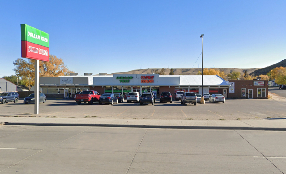 1016 W Spruce St, Rawlins, WY for rent - Building Photo - Image 1 of 5