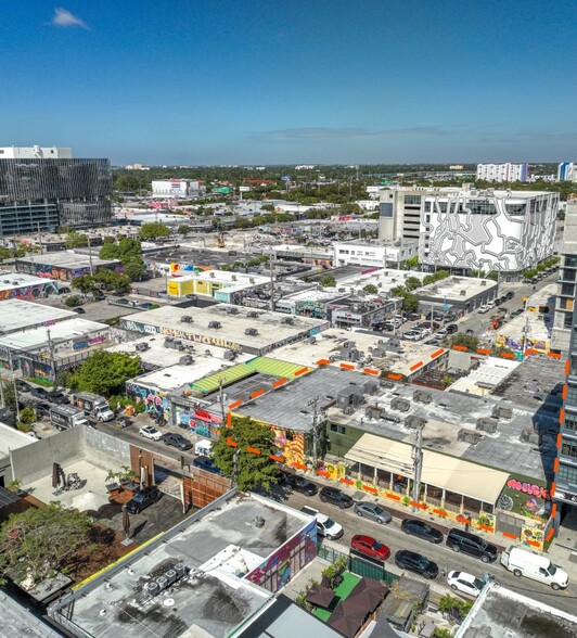 325-339 NW 24th St, Miami, FL for rent - Primary Photo - Image 1 of 9