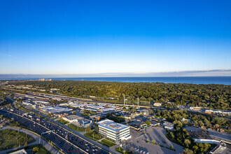 610 Chartwell Rd, Oakville, ON - aerial  map view - Image1