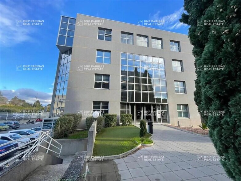 Office in Montpellier to rent - Building Photo - Image 2 of 13