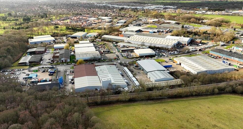 9 Ogden Rd, Doncaster to rent - Building Photo - Image 3 of 6