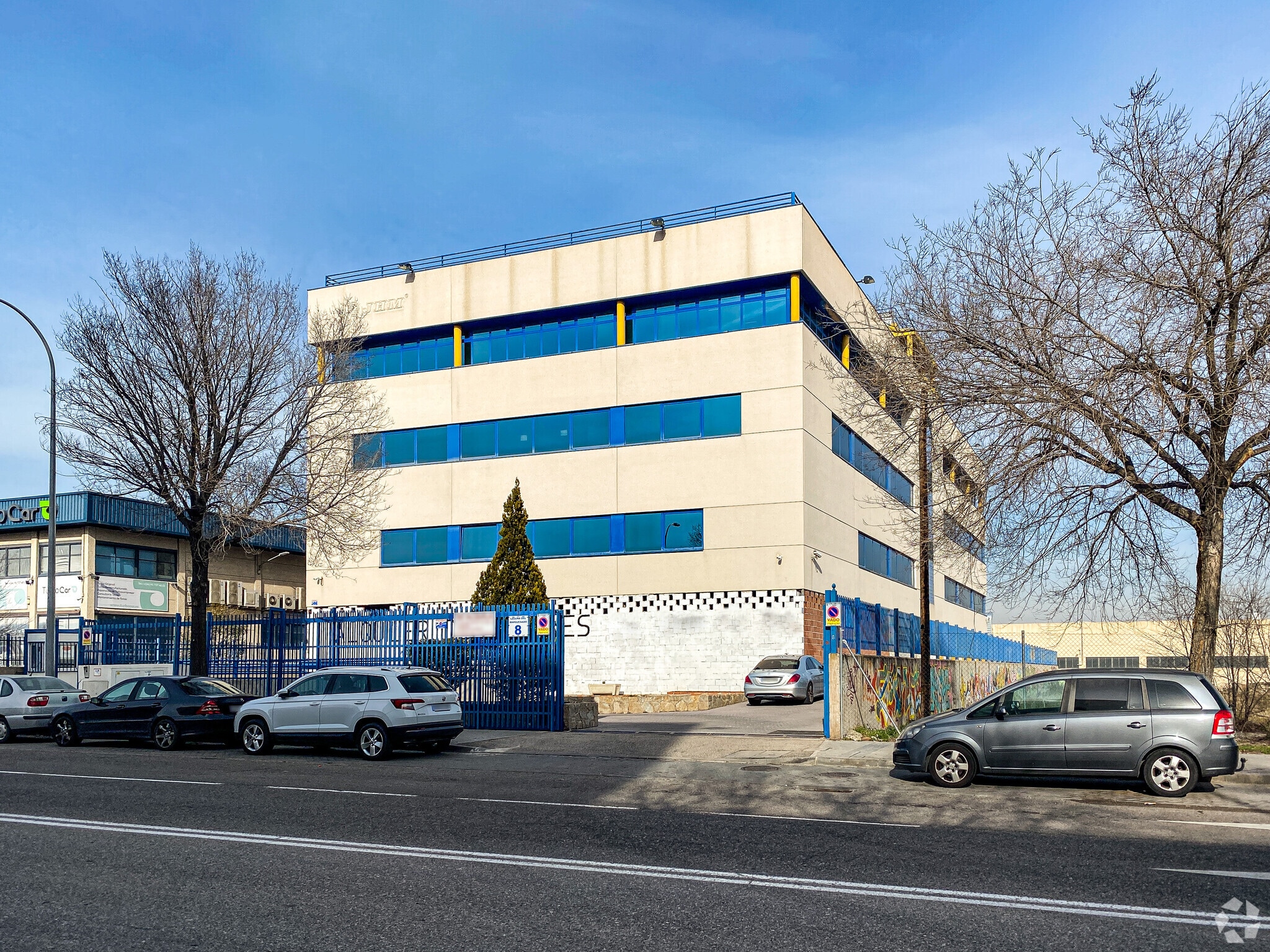 Calle Laguna del Marquesado, 8, Madrid, Madrid to rent Primary Photo- Image 1 of 4