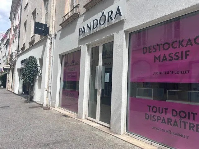Location Commerce 107 m²