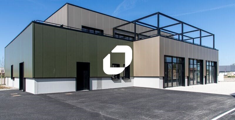 Industrial in Toussieu for sale - Building Photo - Image 2 of 6