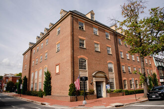 200-206 N Washington St, Alexandria, VA for rent Building Photo- Image 1 of 9