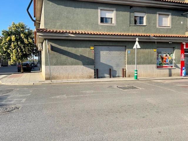 Retail in Vegas del Genil for sale - Building Photo - Image 2 of 17