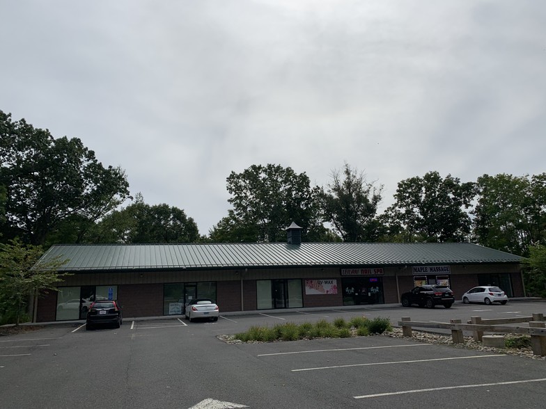 1177 New Haven Rd, Naugatuck, CT for sale - Building Photo - Image 1 of 1