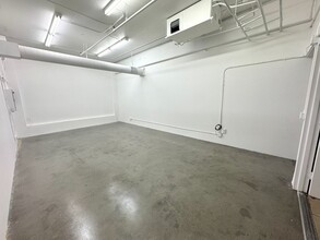 305 E 9th St, Los Angeles, CA for rent Building Photo- Image 2 of 4