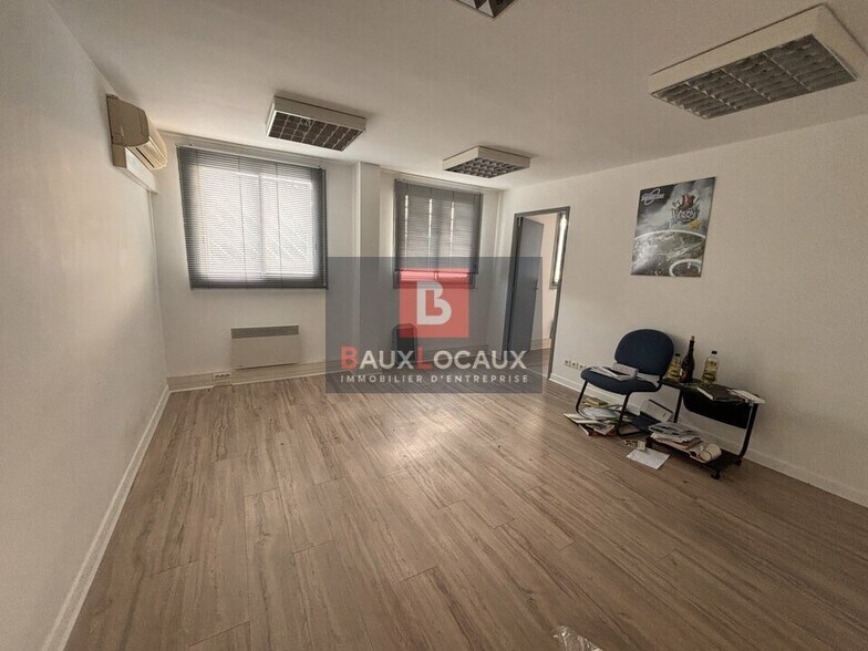 Industrial in Châteaurenard for sale - Interior Photo - Image 2 of 9