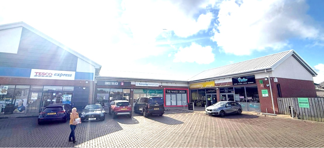 Rosewell Rd, Bonnyrigg to rent Building Photo- Image 1 of 1