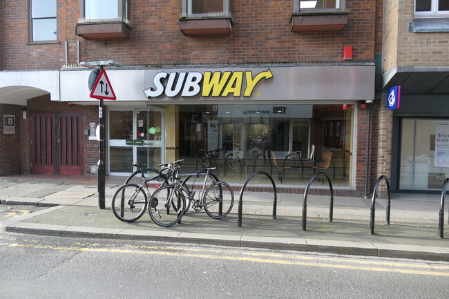 More details for 9 William St, Windsor - Retail to Rent