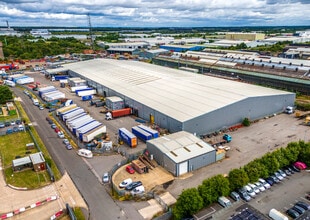 Eismann Way, Corby to rent Building Photo- Image 1 of 9