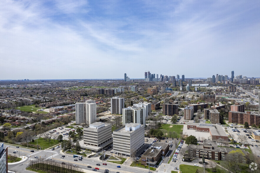 89 Queensway W, Mississauga, ON for rent - Aerial - Image 3 of 3