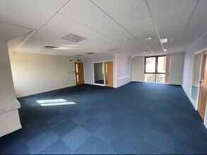 8 Cheadle Shopping Centre, Stoke On Trent for rent Interior Photo- Image 2 of 2